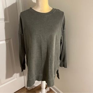 Old Navy Olive Green Crew Neck
